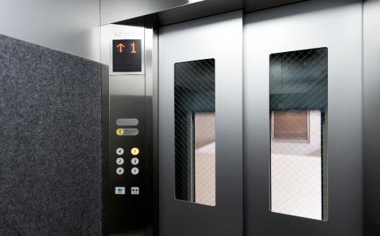 駐車場直通エレベーター/チェーンゲート