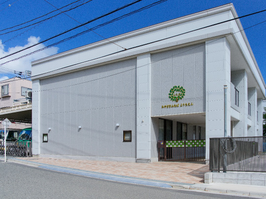宮崎⼆葉幼稚園(徒歩4分/約320m)